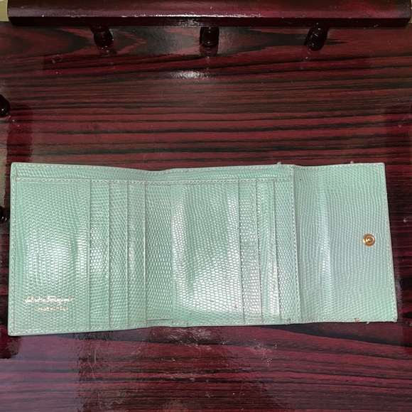 Salvatore Ferragamo Wallet Purse Vera Green Woman Authentic - Picture 3 of 12